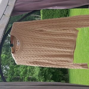 American Eagle khaki cable knit crewneck sweater. M